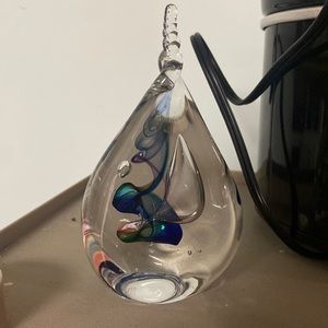 Adam Jablonski AJ Art Glass Crystal Tear Drop Paperweight 5 1/2” x 3”